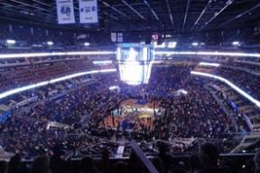 76人队全力以赴，迈向更高荣誉，76人队全称